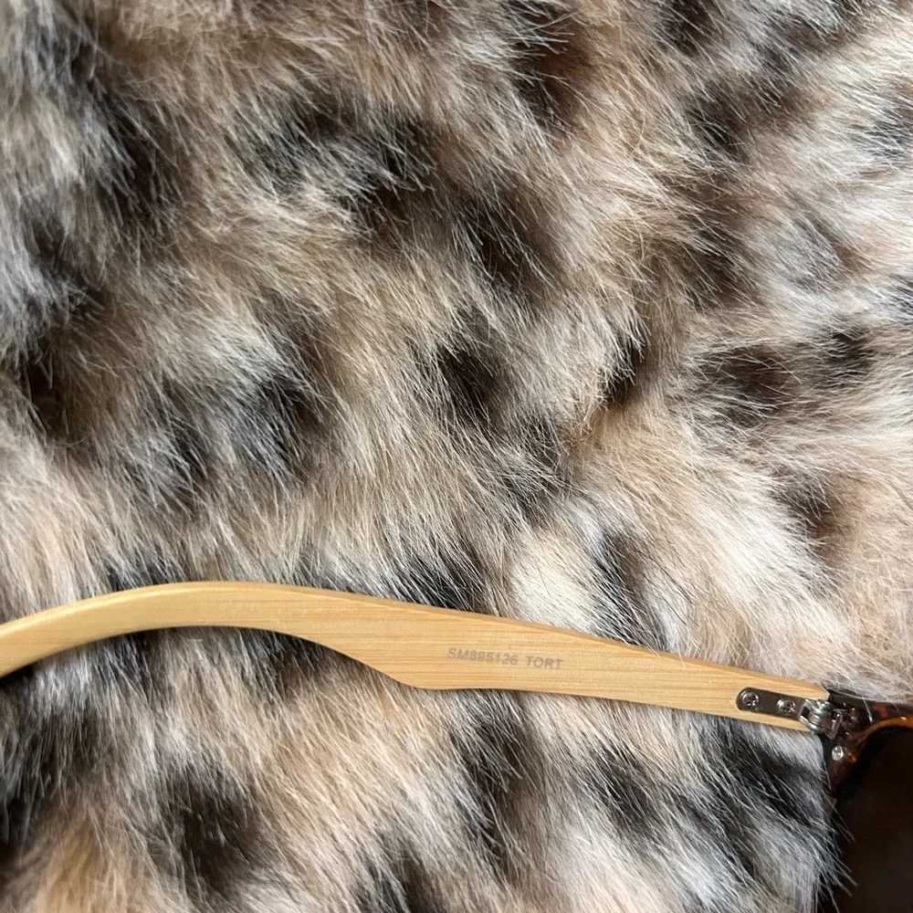 Steve Madden Tortoise Bamboo Sunglasses Brown Lenses -Used Condition-